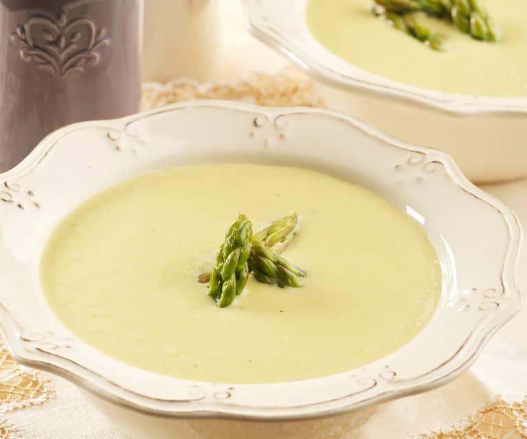 Crema de espárragos verdes