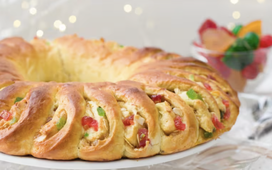 Roscón relleno con frutas confitadas