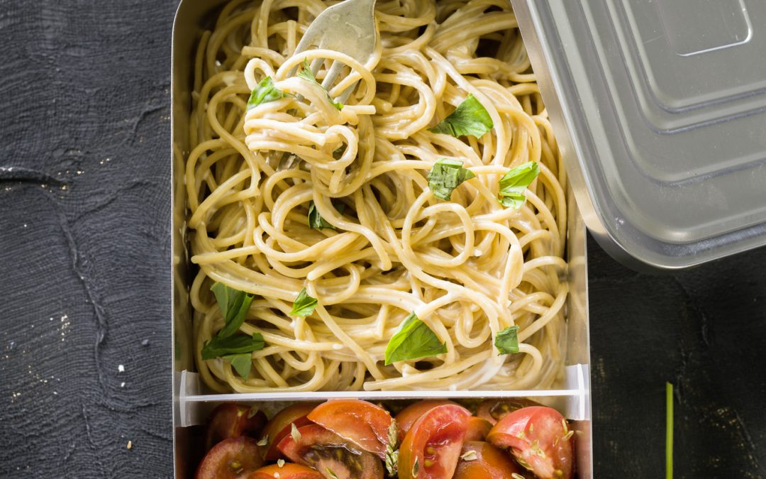ESPAGUETIS INTEGRALES CON SALSA ALFREDO