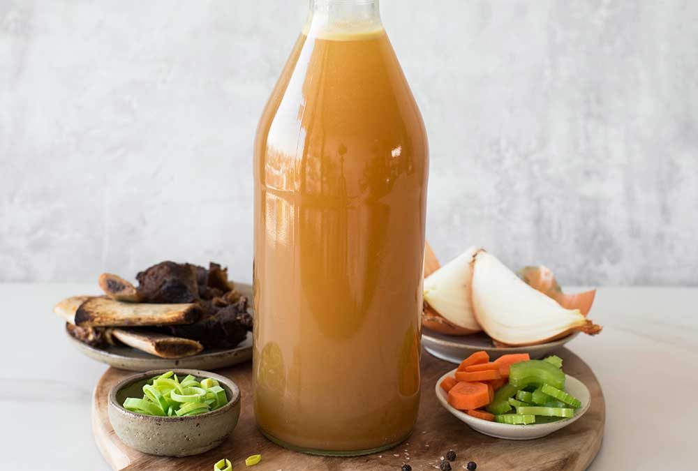 CALDO OSCURO DE CARNE