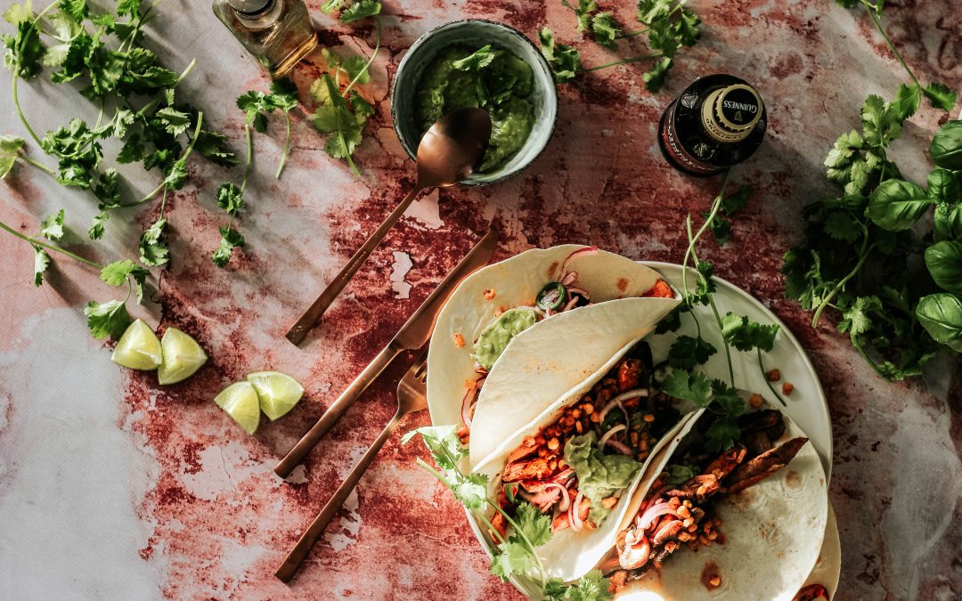 Tortillas integrales y condimento para fajitas