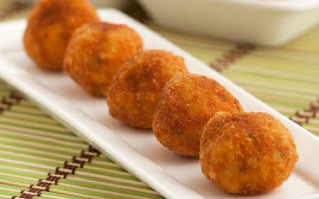 Croquetas de arroz con parmesano